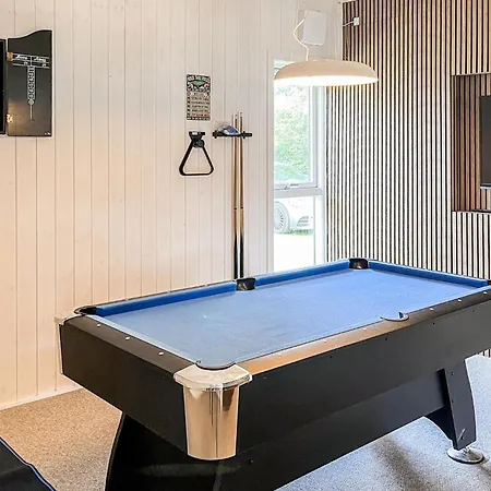 Pet Friendly In With Wifi Nyaraló Hals